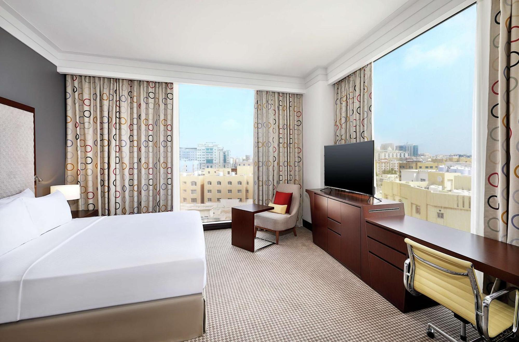 Doubletree By Hilton - Al Sadd Hotel