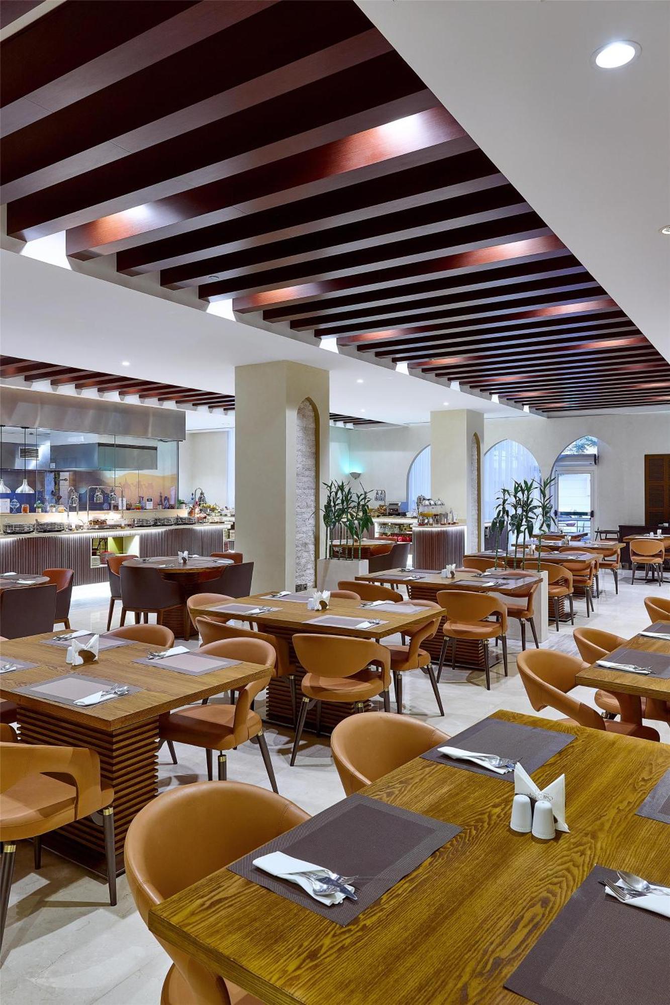 Doubletree By Hilton - Al Sadd Otel